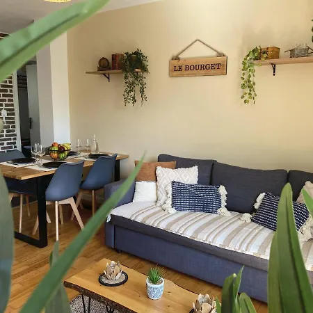 Le Bourget, Grand Proche Du Centre